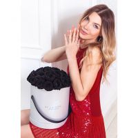 Черные розы в коробке от Bella Fiori