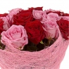Букет красных и розовых роз «Сияние»