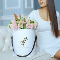 Нежно-розовые гиацинты в коробке Royal