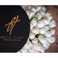 Белые тюльпаны в коробке Royal