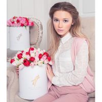 Ассорти из тюльпанов в коробке Royal