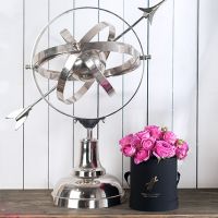 Фиолетовые пионовидные розы в коробке Small