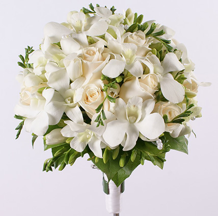 Свадебный букет невесты с фрезией и орхидеей «Дендробиум» №63