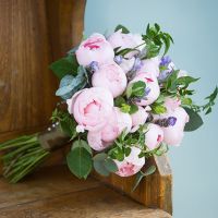 Букет с нежно-розовыми пионами №90