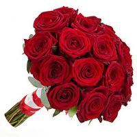 Свадебный букет невесты из бордовых роз №101