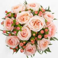 Букет с персиковыми пионовидными розами №151