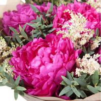 Букет из 5 пионов «Изыск»