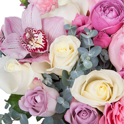 Букет с орхидеями и розами «Нимфа»