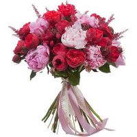 Букет с пионами и пионовидными розами «Элизабет»