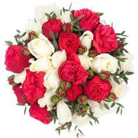 Букет с пионовидными розами «Моя ягодка»