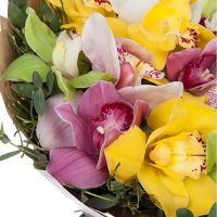 Букет с разноцветными орхидеями «Дыхание лета»