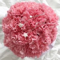 Розовый диантус в белой коробке Small