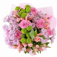 Букет с хризантемами «Ласточка»