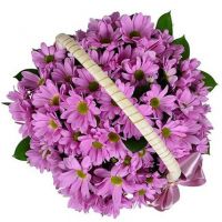 Корзина с хризантемами «Сладкое мгновение»