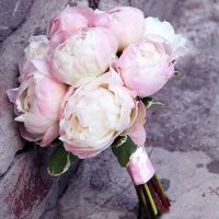 Свадебный букет невесты с нежно-розовыми пионами №260