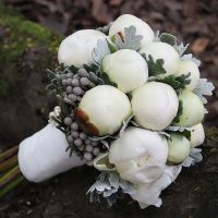 Свадебный букет невесты с белыми пионами №272
