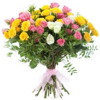 Букет кустовых роз «Яркие мгновения»