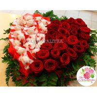 Сердце из роз и конфет «Рафаэлло»