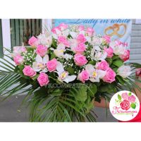 Большой букет с орхидеями и розами