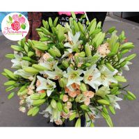 Большой букет с лилиями и кустовыми розами 