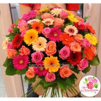 Микс из роз и гербер