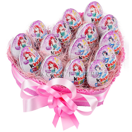 Сердечко с 15 киндер-сюрпризами розовое