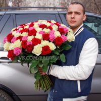 101 роза:  красная, белая, розовая